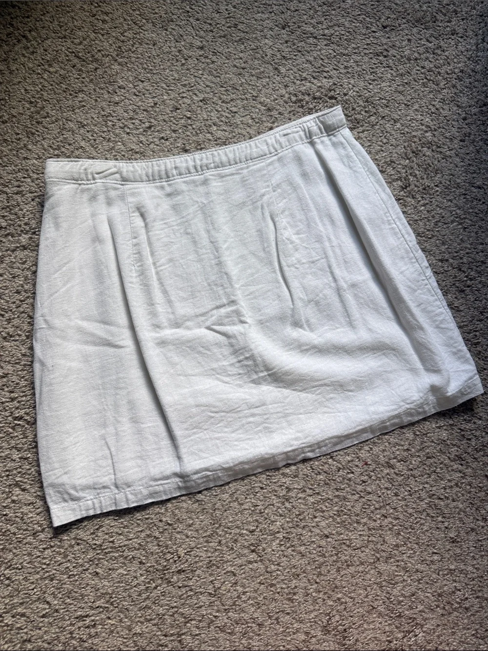 Abercrombie & Fitch White Mini Skirt